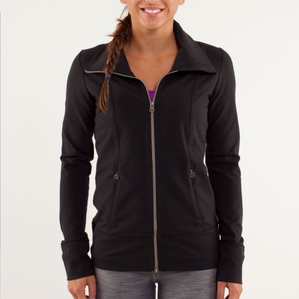 Lululemon daily yoga jacket